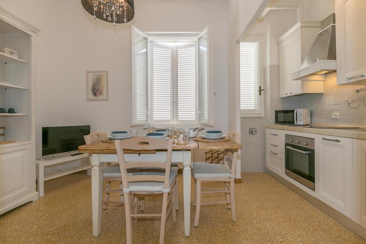 Brezza Marina Apartment San Vincenzo Luaran gambar