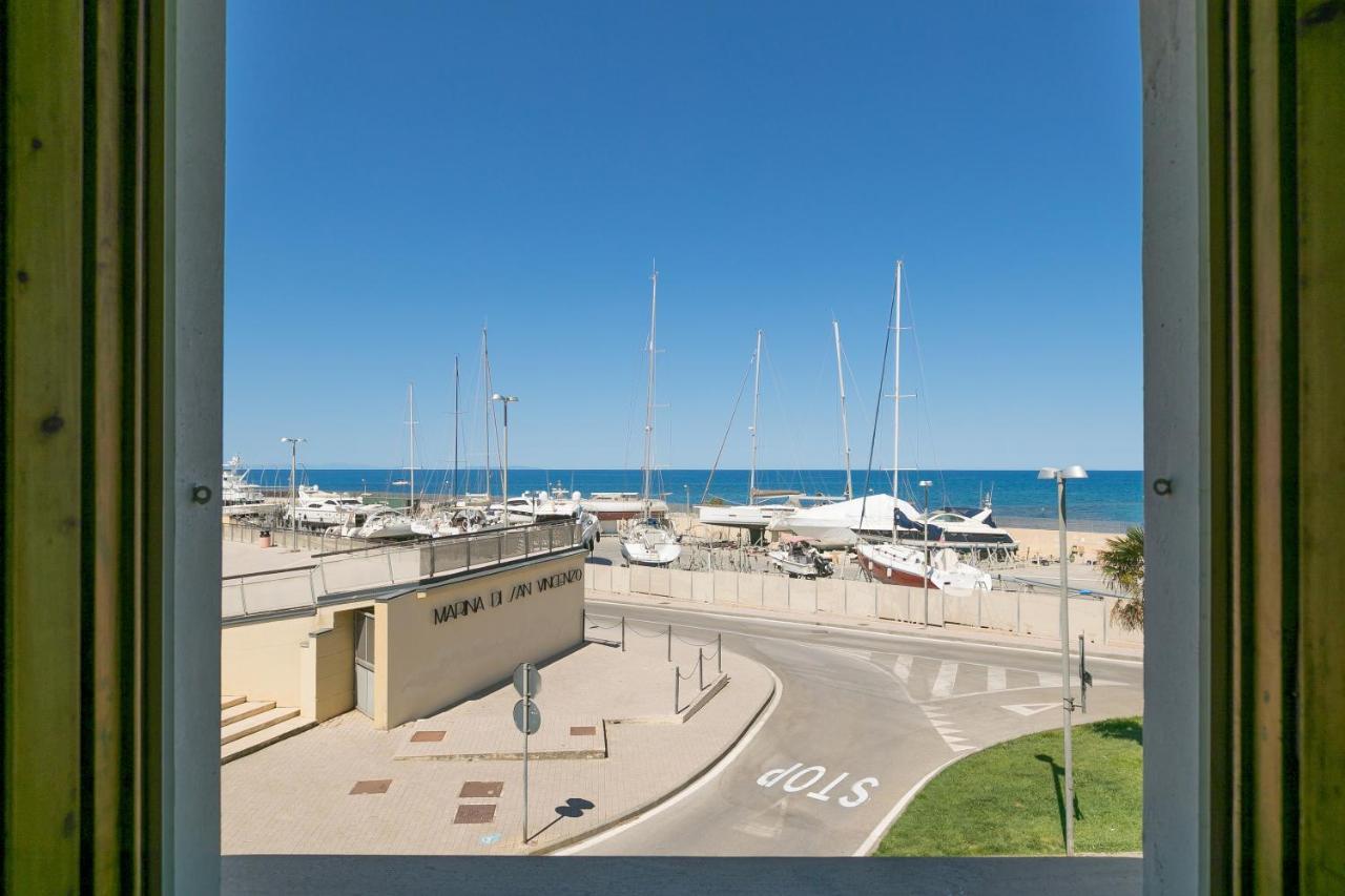 Brezza Marina Apartment San Vincenzo Luaran gambar