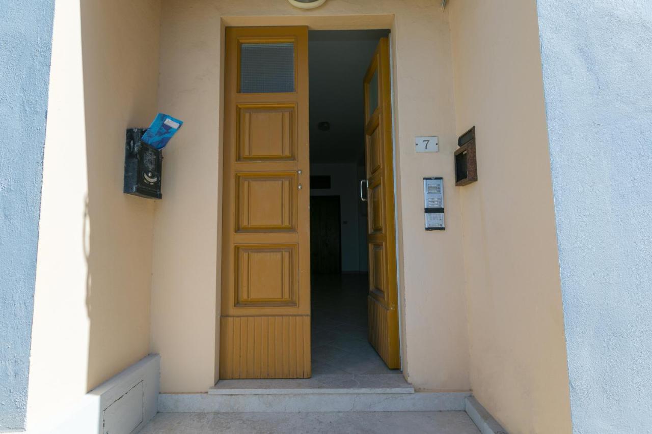 Brezza Marina Apartment San Vincenzo Luaran gambar